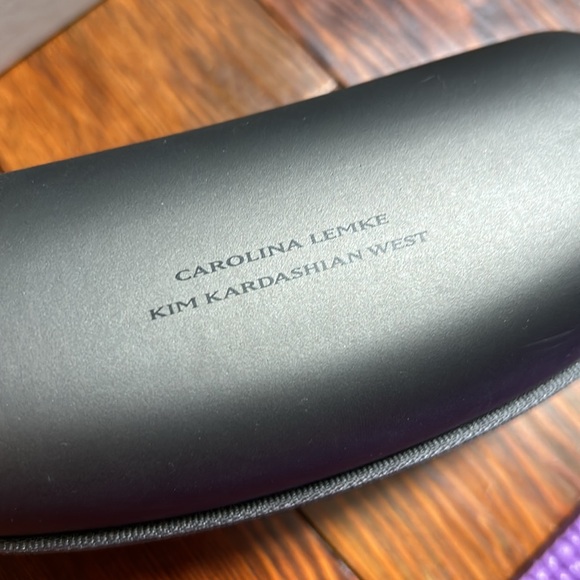 Brand New 💥 Kim Kardashian West 🕶️ - Picture 2 of 7